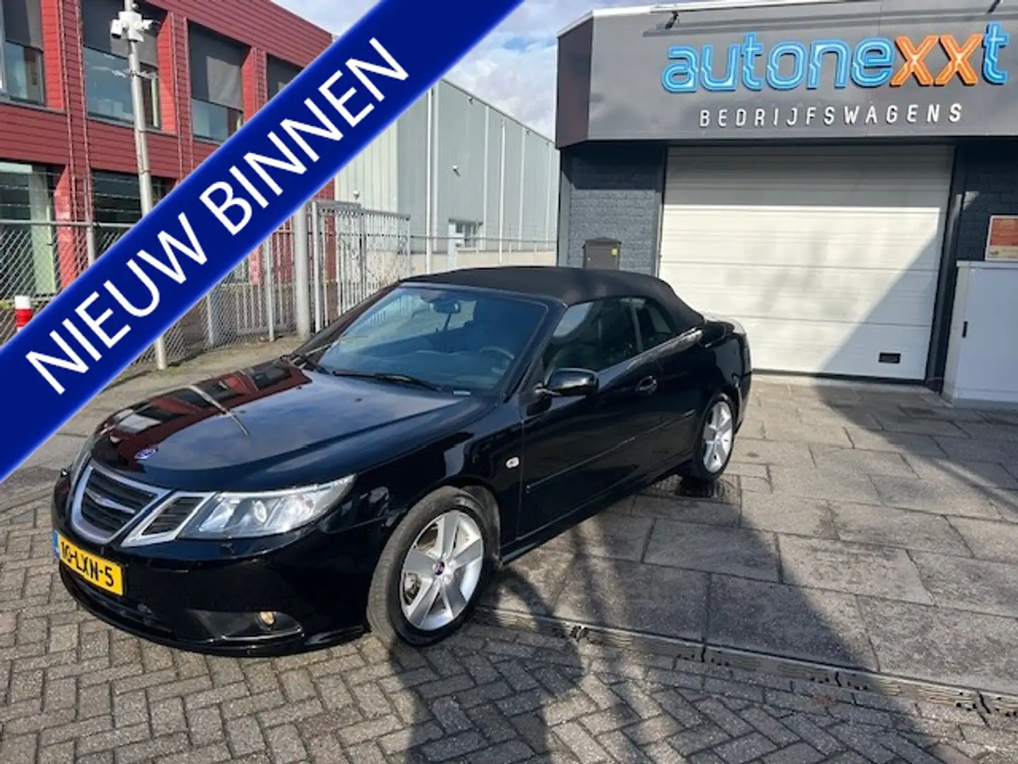 Saab 9-3 Cabrio 1.8t Vector AIRCO I NAVIGATIE I LEDER I ELE Zwart - 1