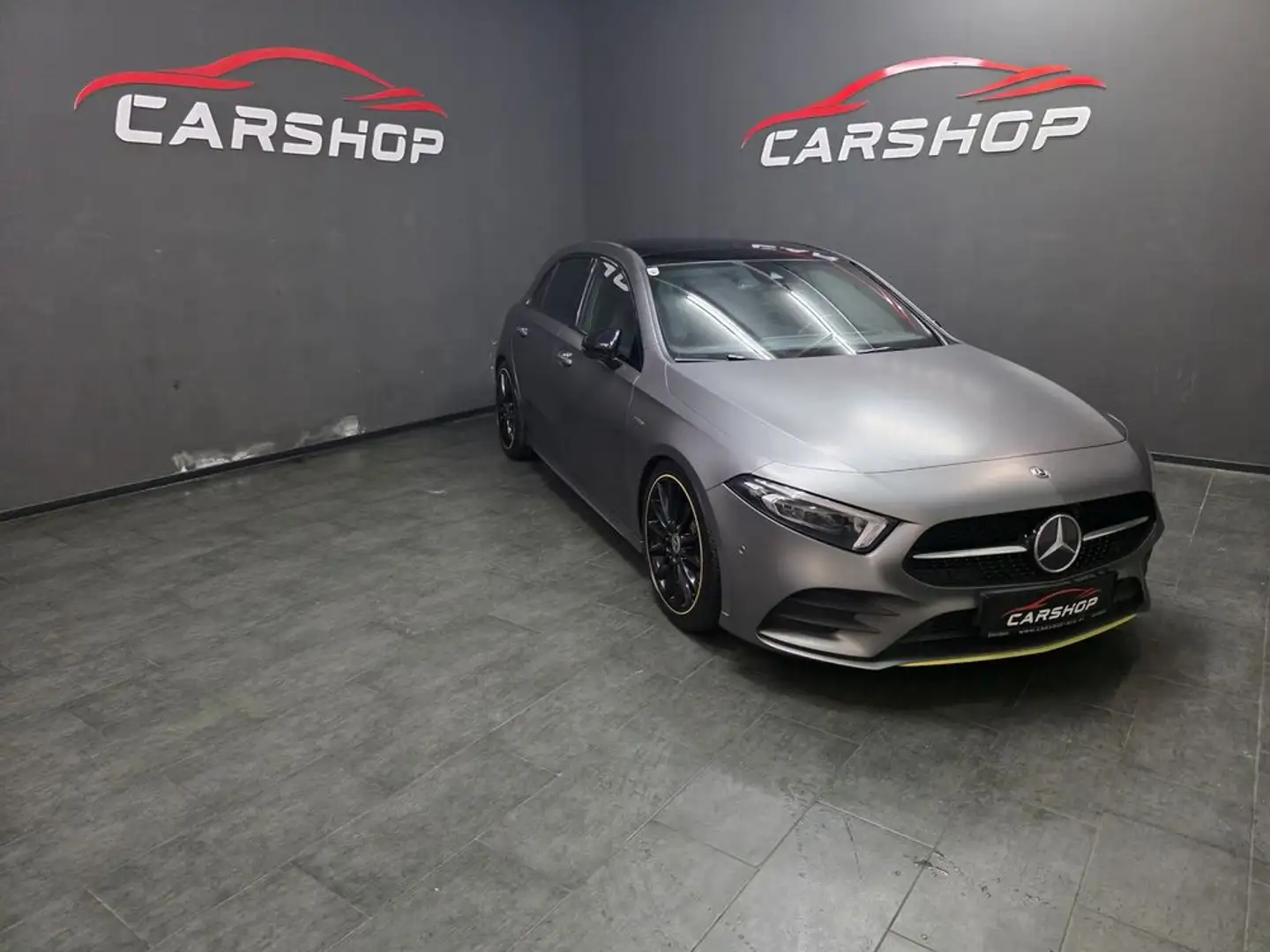 Mercedes-Benz A 200 Amg-Line Edition 1 Pano Grau - 2