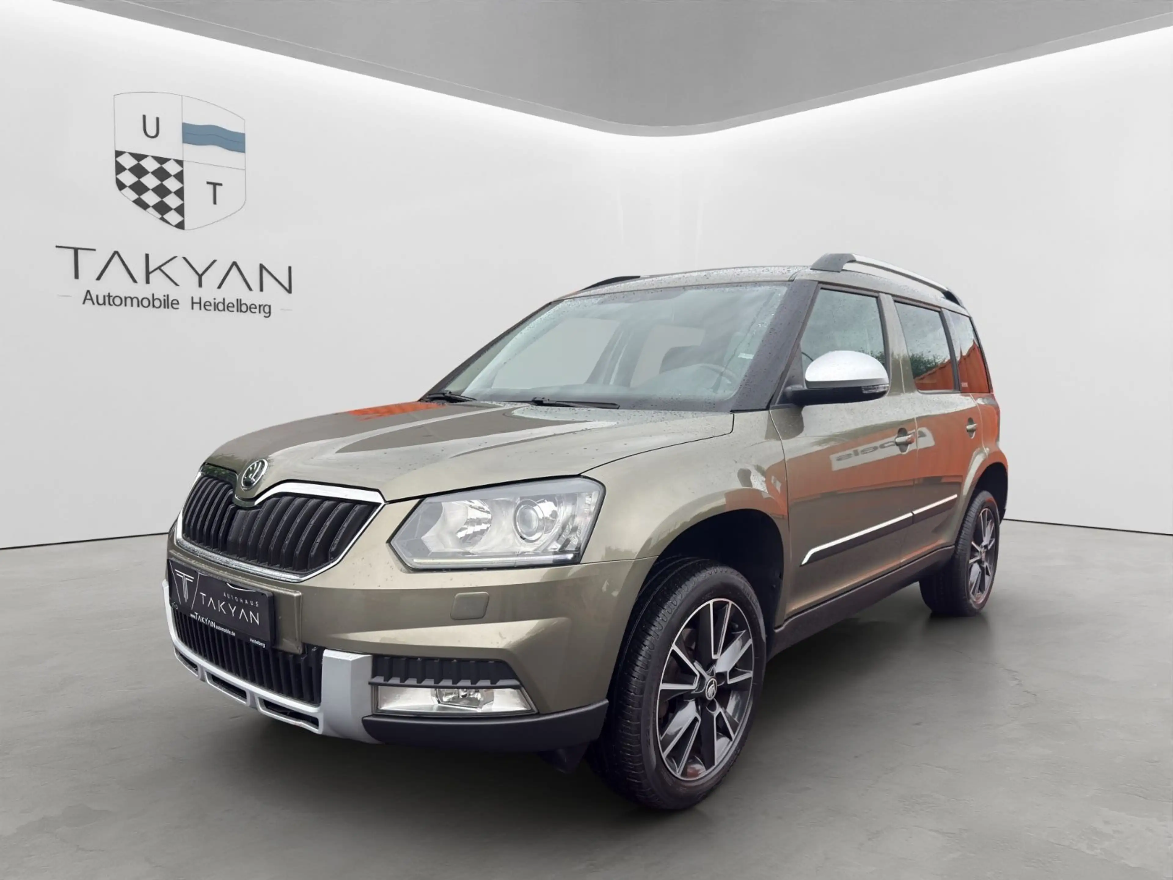 Skoda Yeti Adventure Aut. / 2.Hand / NAVI / XENON — photo 2