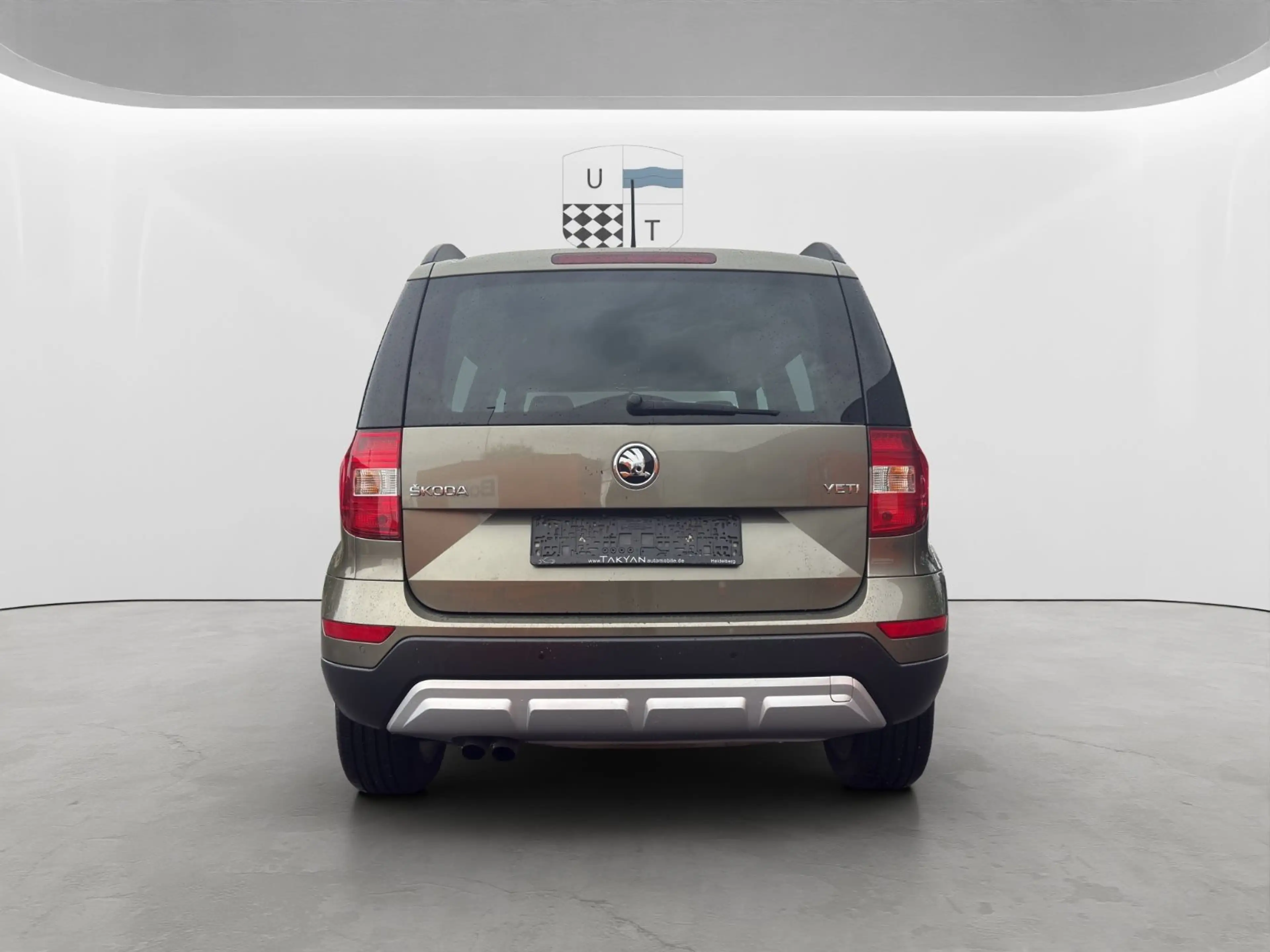 Skoda Yeti Adventure Aut. / 2.Hand / NAVI / XENON — photo 7