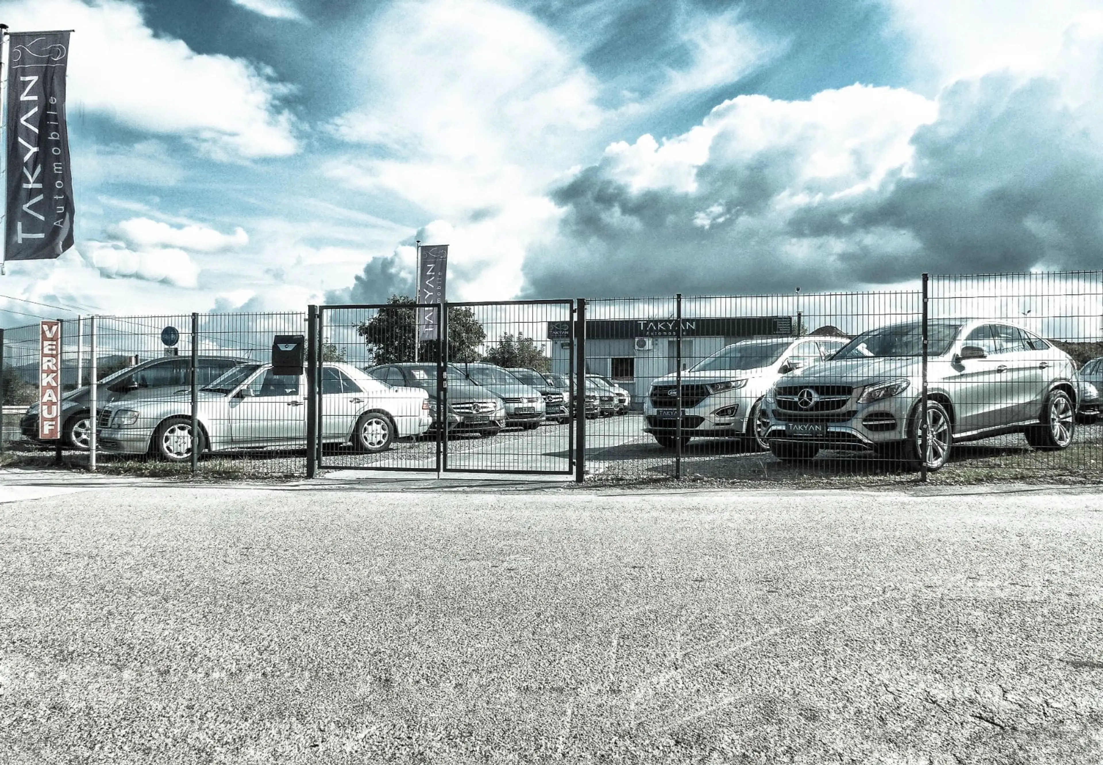 Skoda Yeti Adventure Aut. / 2.Hand / NAVI / XENON