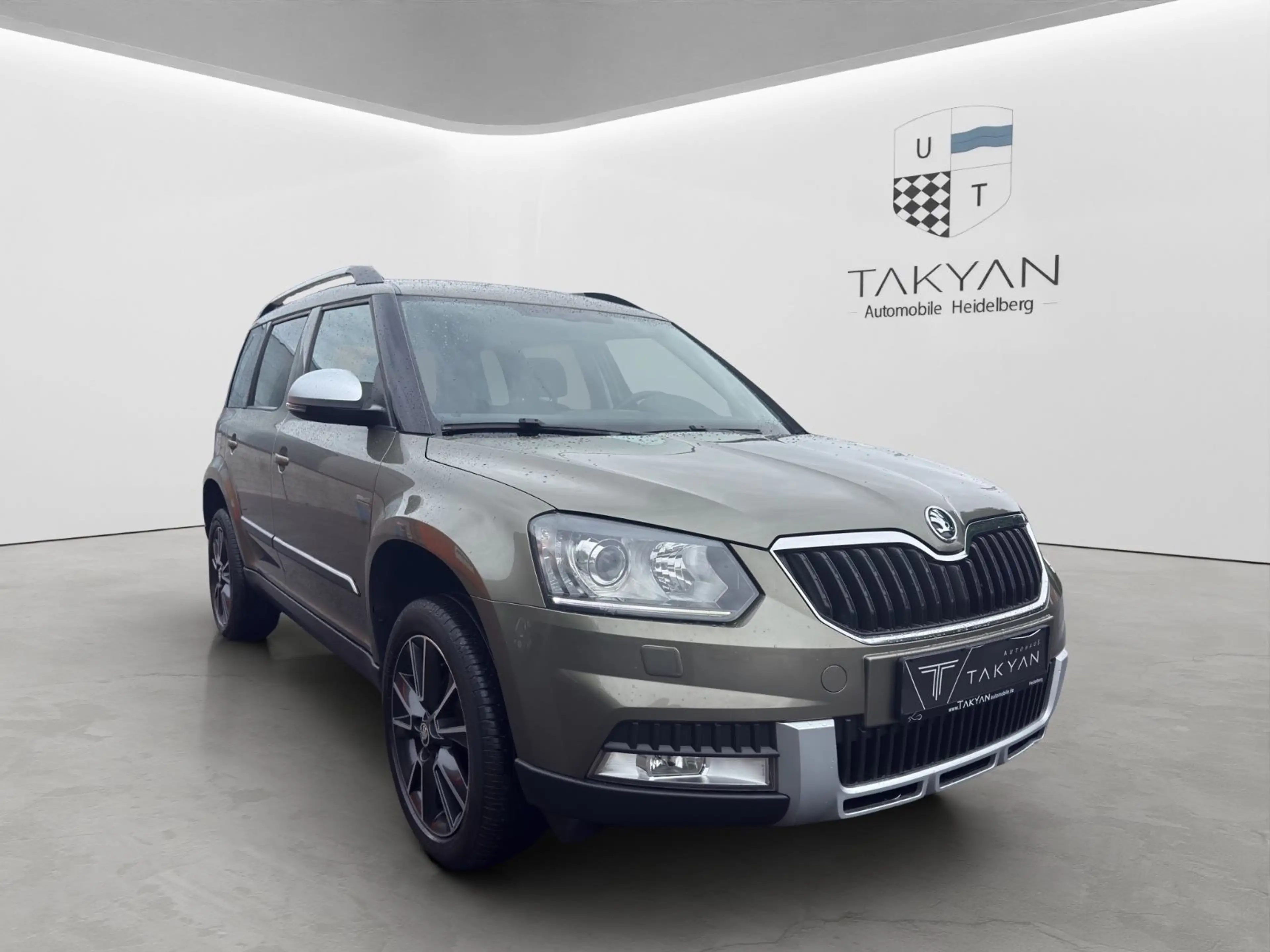 Skoda Yeti Adventure Aut. / 2.Hand / NAVI / XENON — photo 4