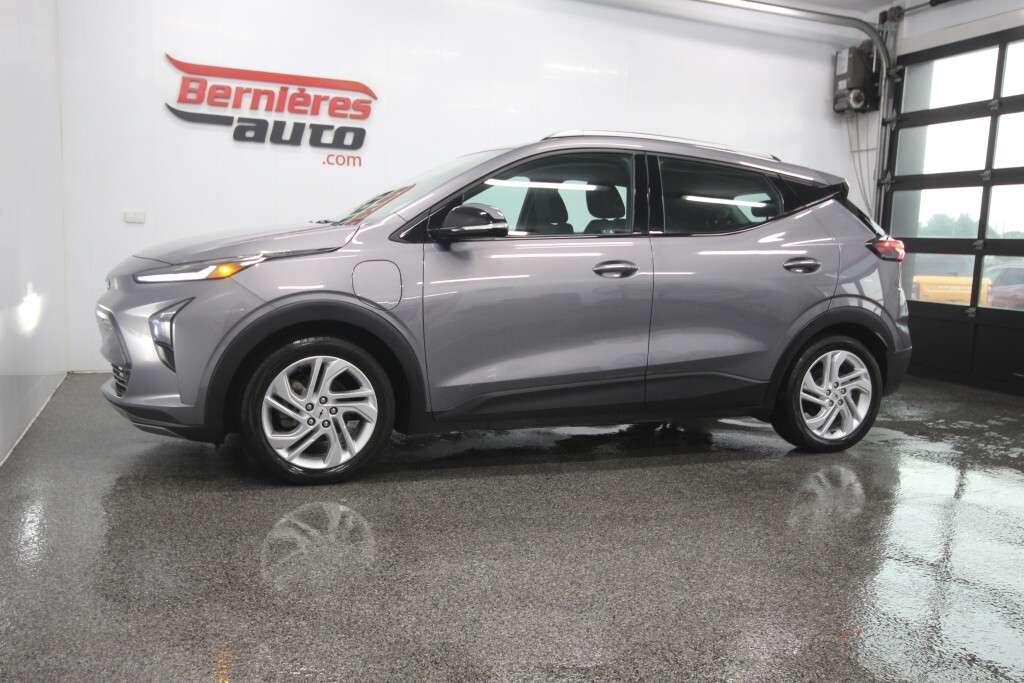 2023 Chevrolet Bolt EUV LT