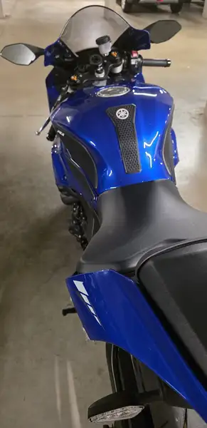 Yamaha YZF-R1 - foto 8