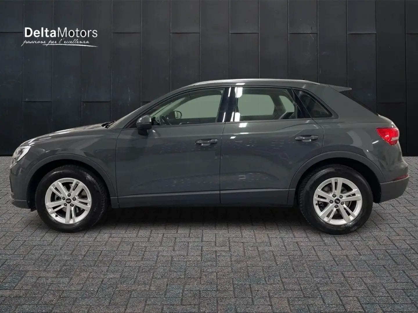 Audi Q3 II 2018 - Q3 35 2.0 tdi Business s-tronic Gris - 2