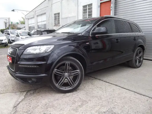 Audi Q7 3.0 TDI S- Line clean diesel quattro