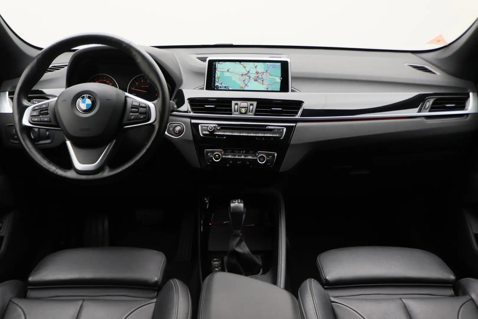 BMW X1 sDrive18i High Executive Automaat Leer, ACC, Head- Wit - 2