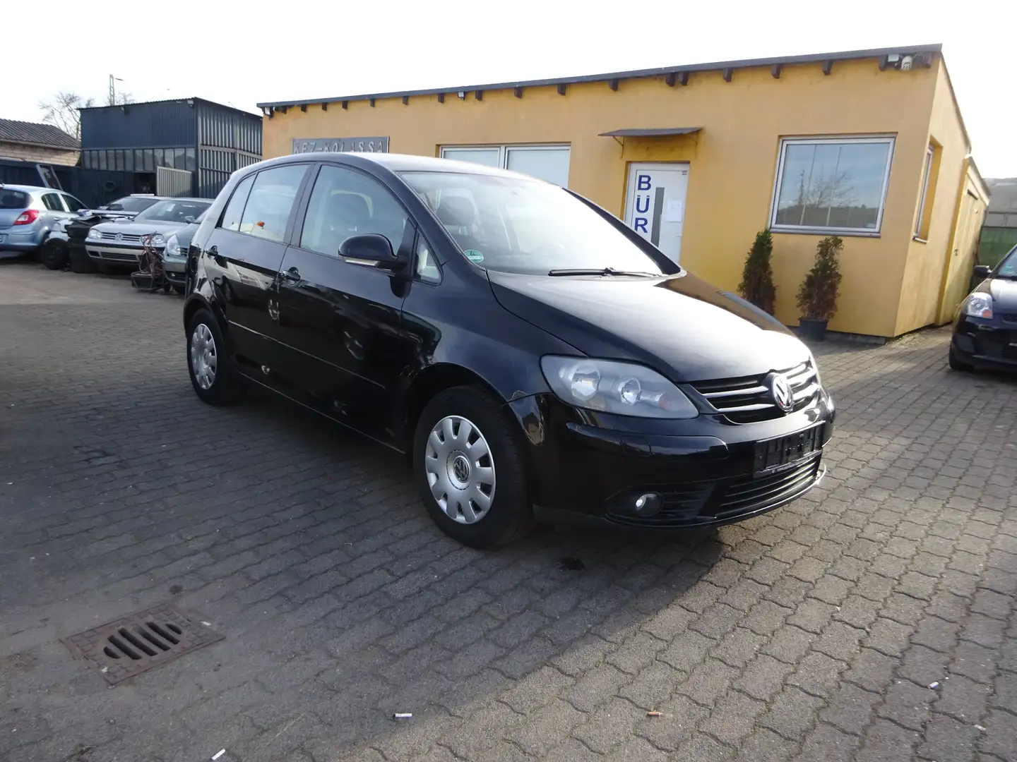 Volkswagen Golf Plus 1.9 TDI GOAL Tüv neu! Navi Klima Schwarz - 1