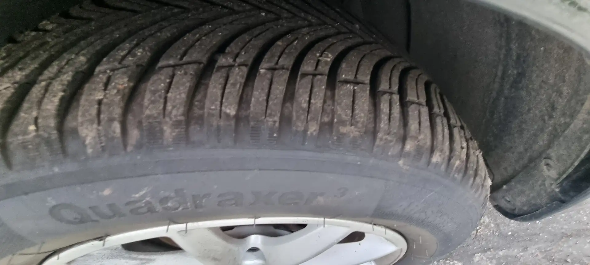 BMW 214 Active Tourer d - 2