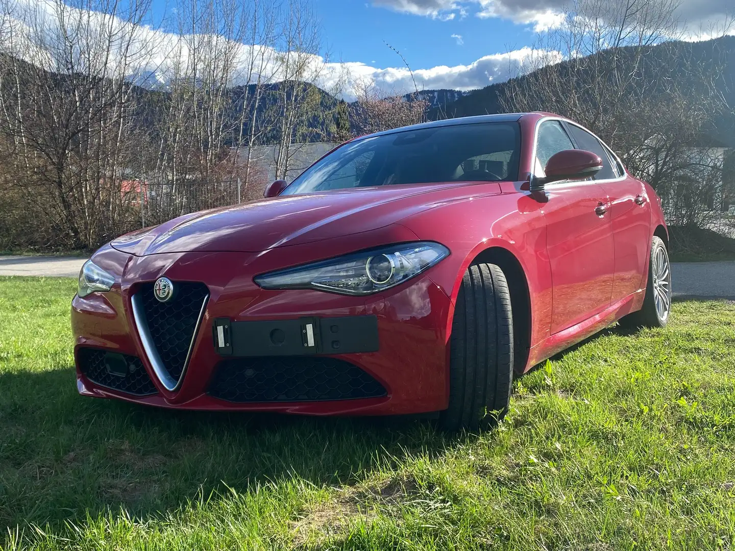 Alfa Romeo Giulia Giulia 2,0 200 ATX RWD Rot - 1