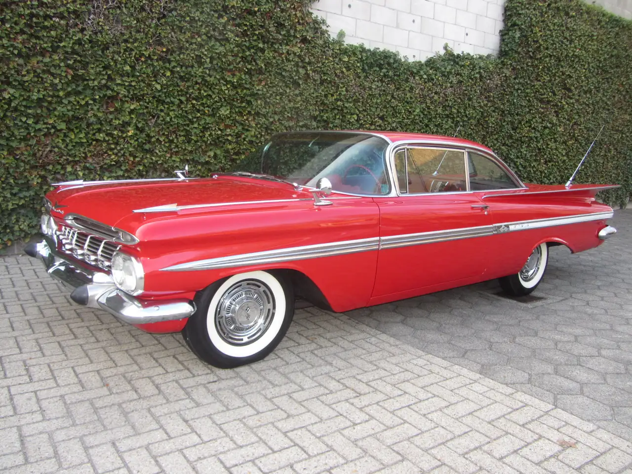 Chevrolet Impala V 8 Hardtop Coupe, foto 4