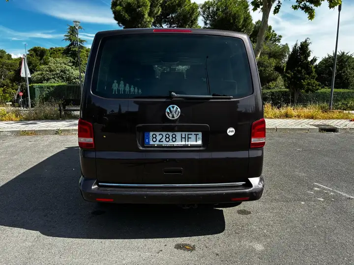 Volkswagen Multivan 2011, foto 8