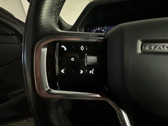 Land Rover Range Rover Evoque view 15