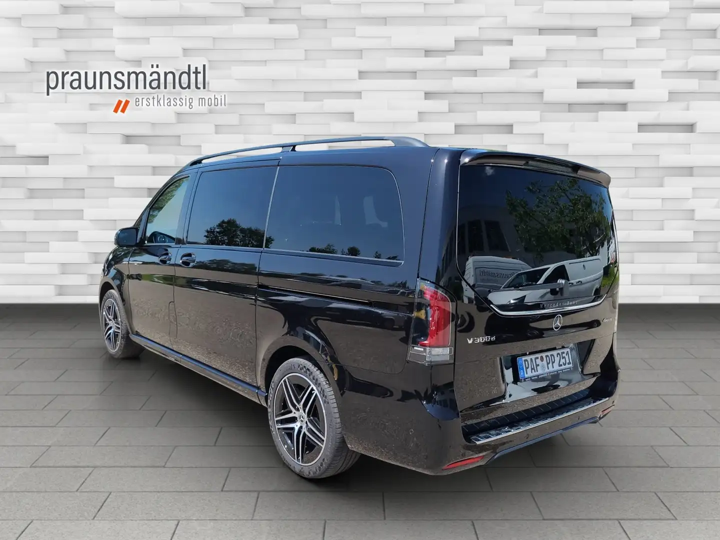 Mercedes-Benz V 300 d Avantgarde lg Airmatic AMG Standheizung Noir - 2