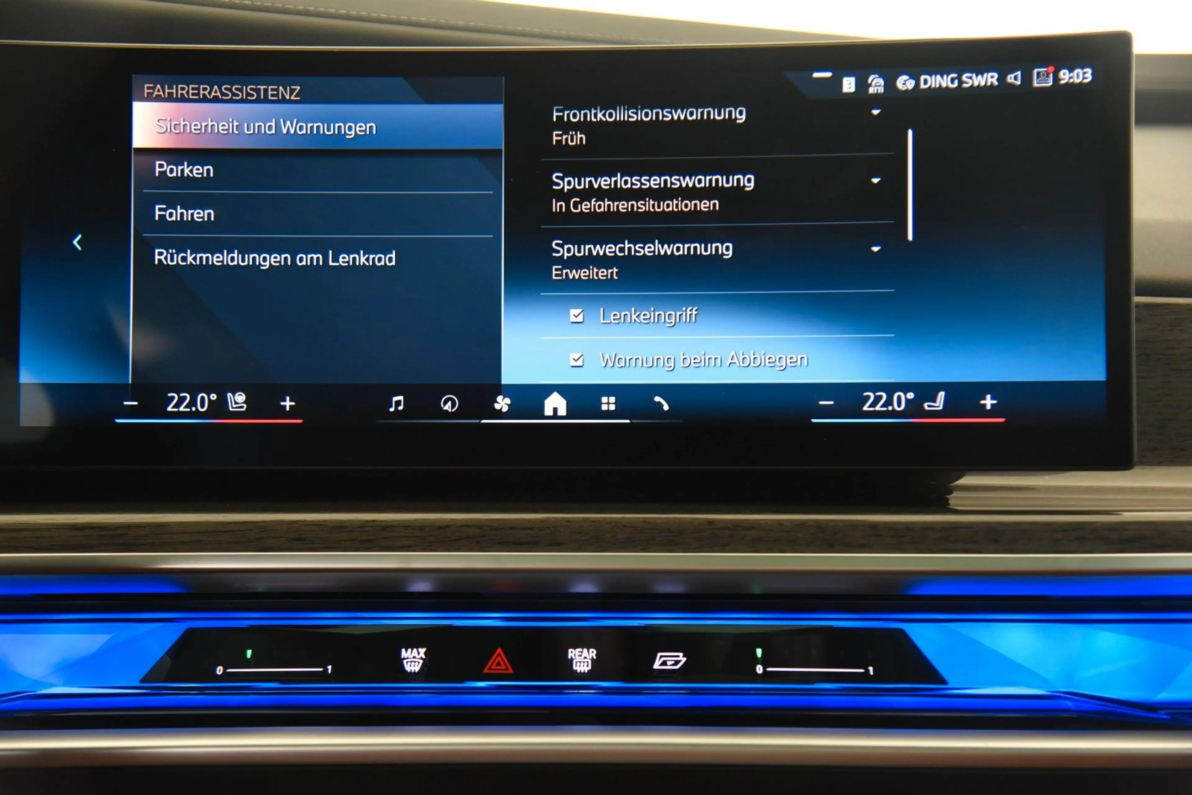 BMW 740 d xDrive Pano ACC LED StandHzg B&W 360° DAB — photo 14