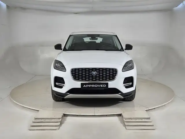 Jaguar E-Pace view 8