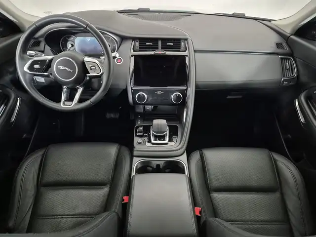 Jaguar E-Pace view 4