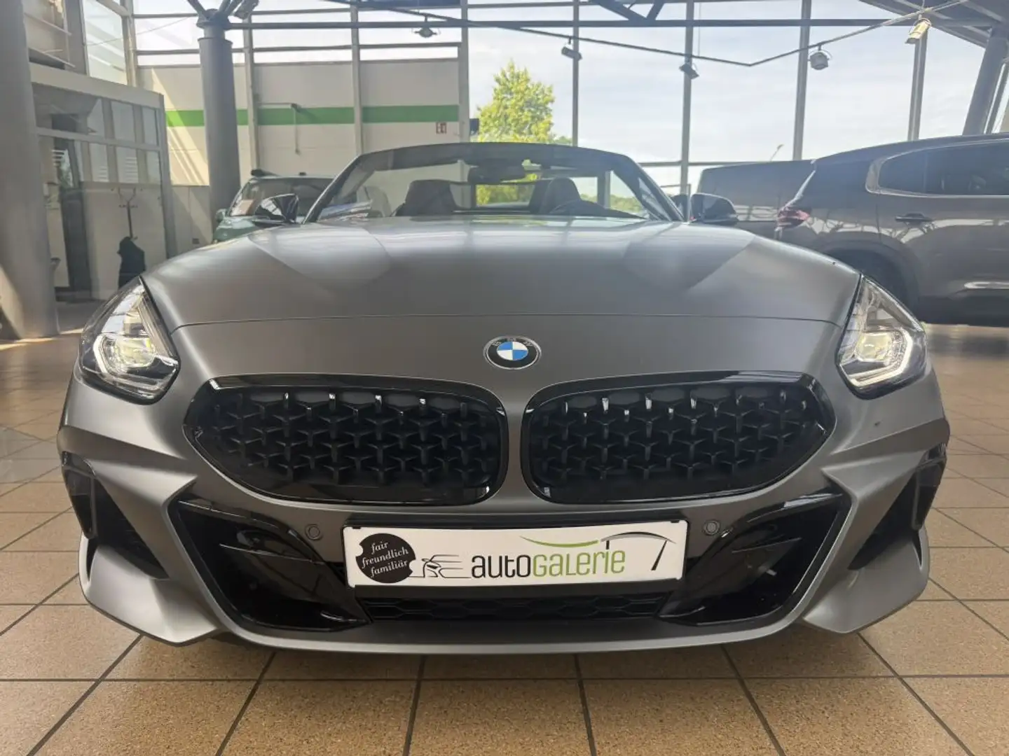 BMW Z4 M40i Aut. Grau - 2