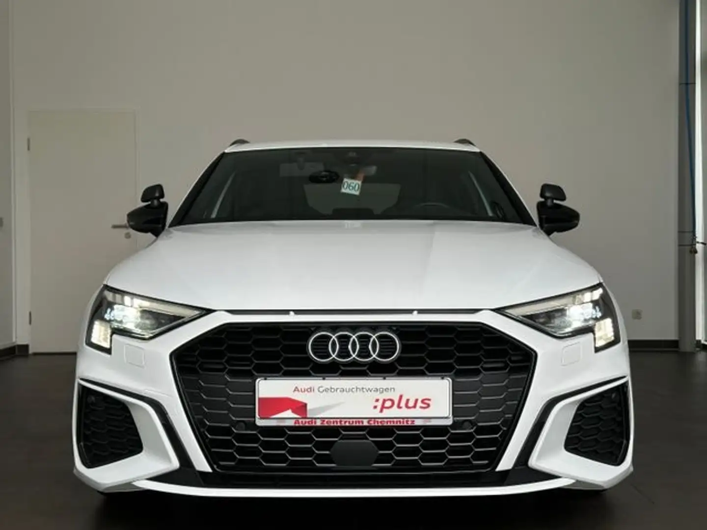 Audi A3 Sportback 35 TDI S LINE+FAHRSCHULWAGEN Blanc - 2