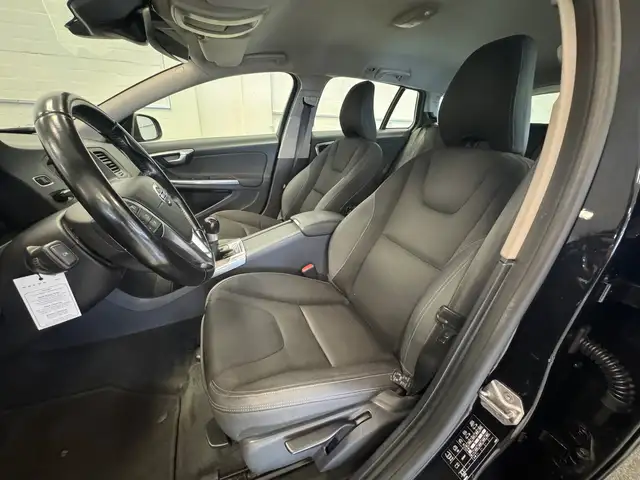 Volvo V60 view 9
