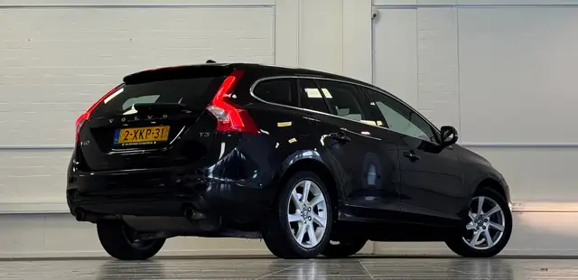 Volvo V60 view 6