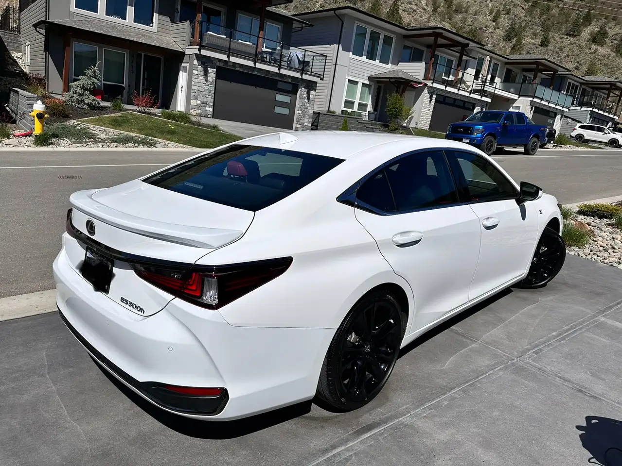 2024 Lexus ES