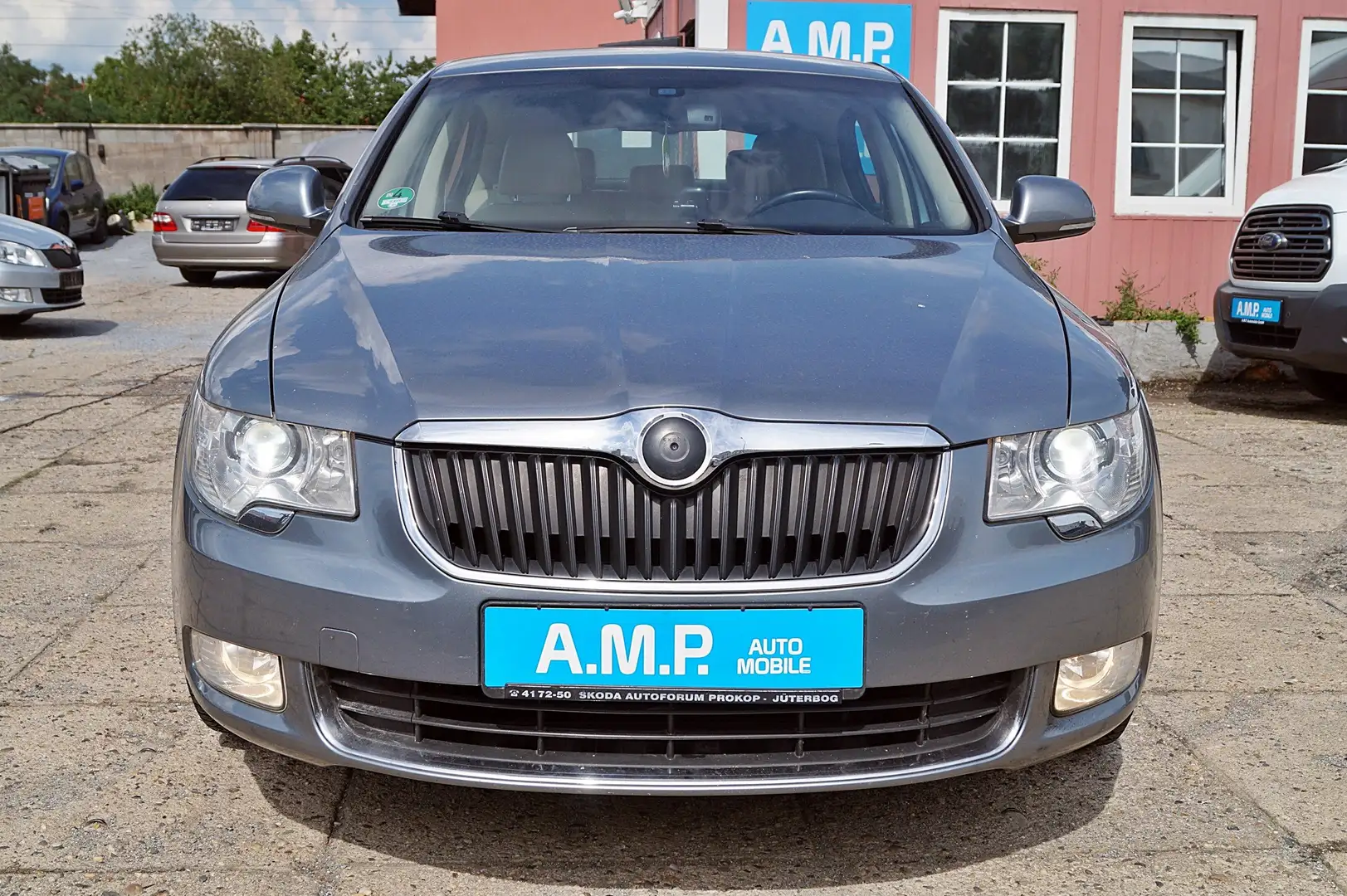 Skoda Superb 1.8TSI DSG, MOTOR FRISCH REVEDIERT, GARANTIE, TOP Grau - 2