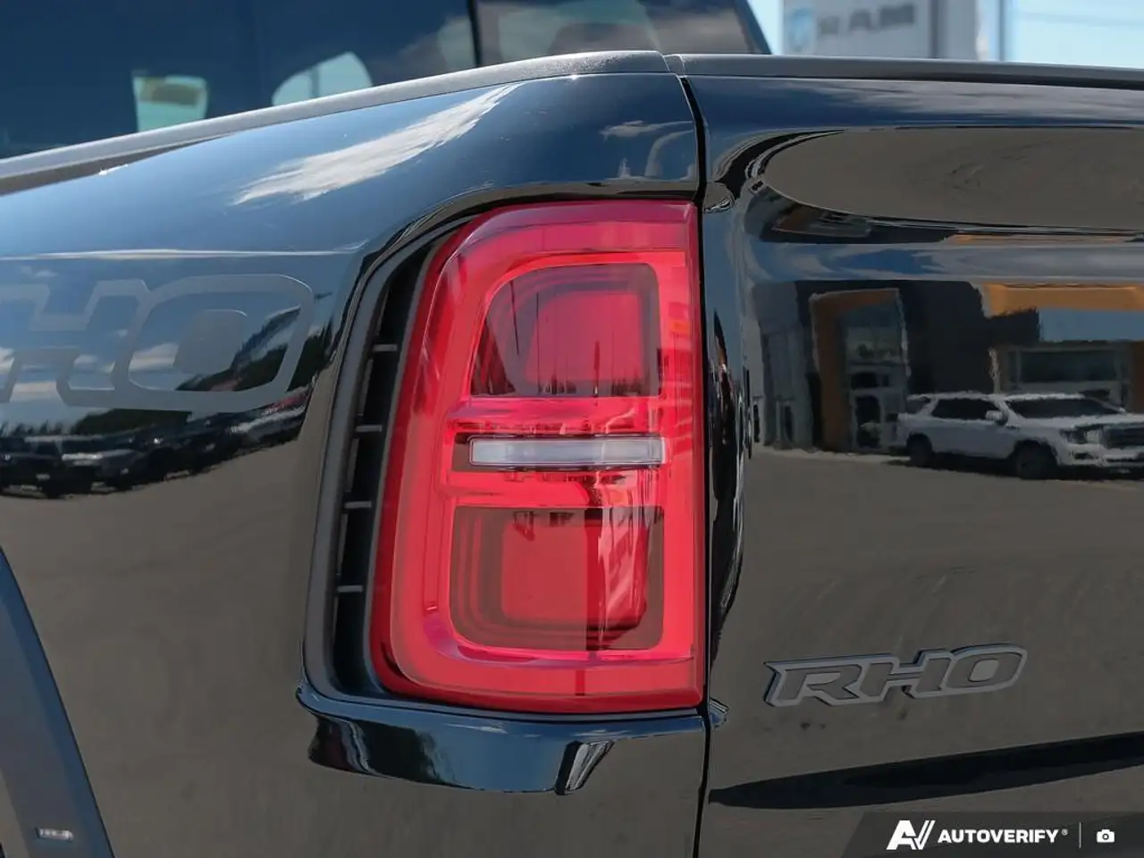 RAM 1500 снимка RAM 1500