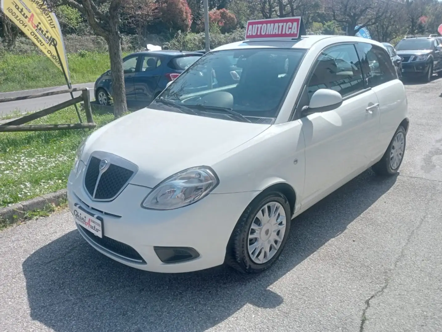 Lancia Ypsilon 1.4 16V "ORO" AUTOMATICA Bianco - 1