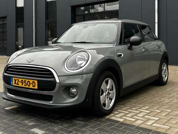 One 1.5 Salt | 5-drs | 102pk | Navigatiesysteem | Climate control | Carplay