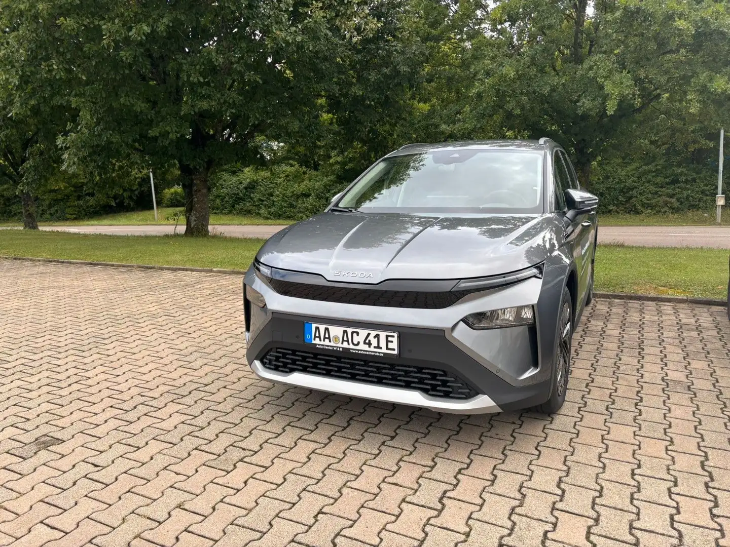 Skoda Elroq 50 Tour Studio Gris - 1