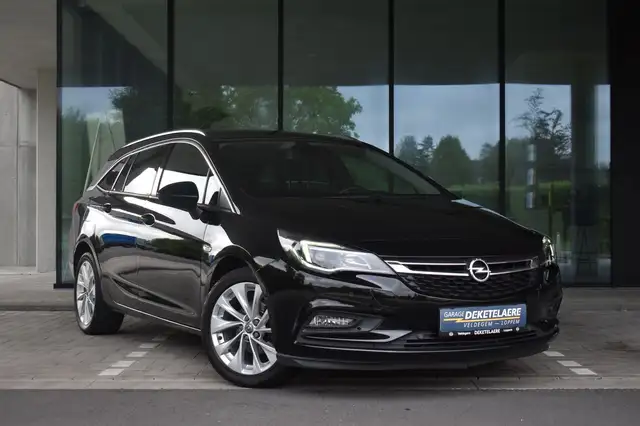 Opel Astra view 5