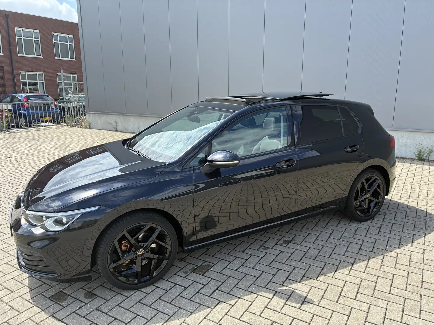 Volkswagen Golf Golf 1.5 eTSI Style Zwart - 1