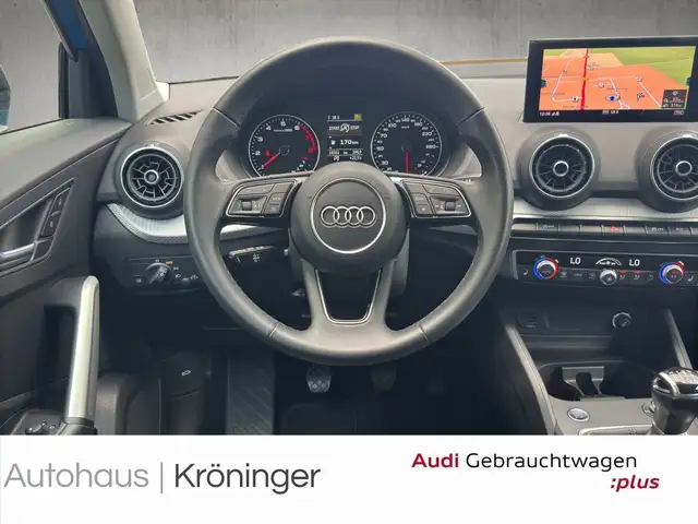 Audi Q2 view 11