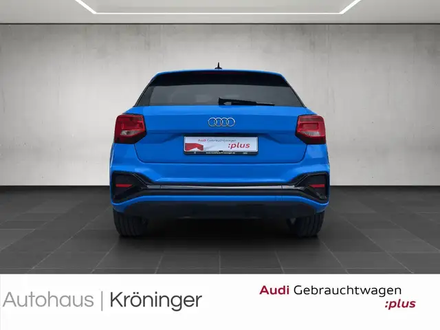 Audi Q2 view 6
