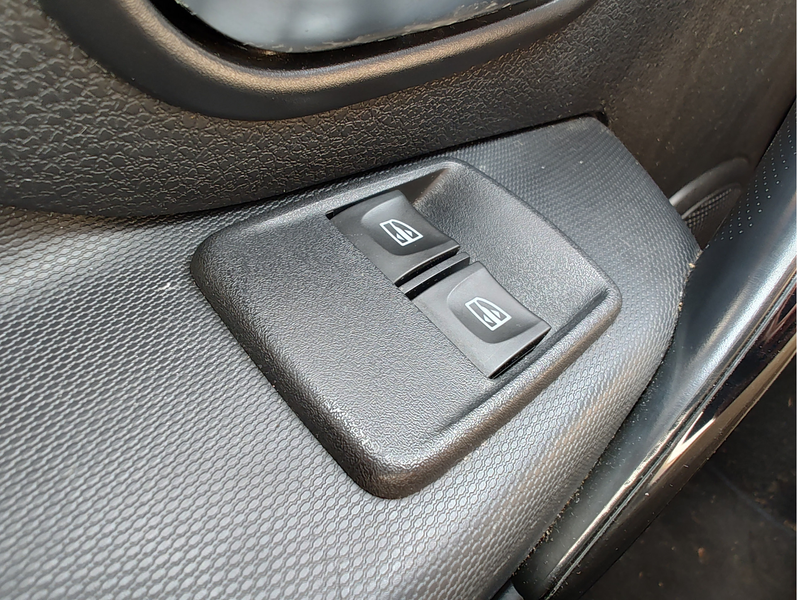 Dacia Sandero 1.0 TCe BI-FUEL STEPWAY SERIE LIMITEE 15h ANNIVERS — photo 18