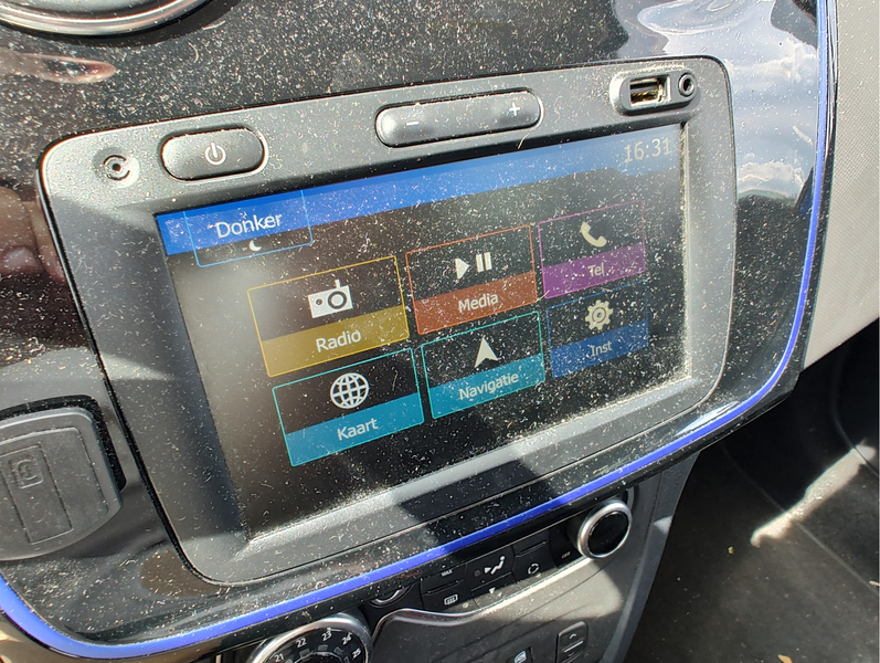Dacia Sandero 1.0 TCe BI-FUEL STEPWAY SERIE LIMITEE 15h ANNIVERS — photo 11
