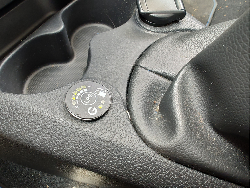 Dacia Sandero 1.0 TCe BI-FUEL STEPWAY SERIE LIMITEE 15h ANNIVERS — photo 13