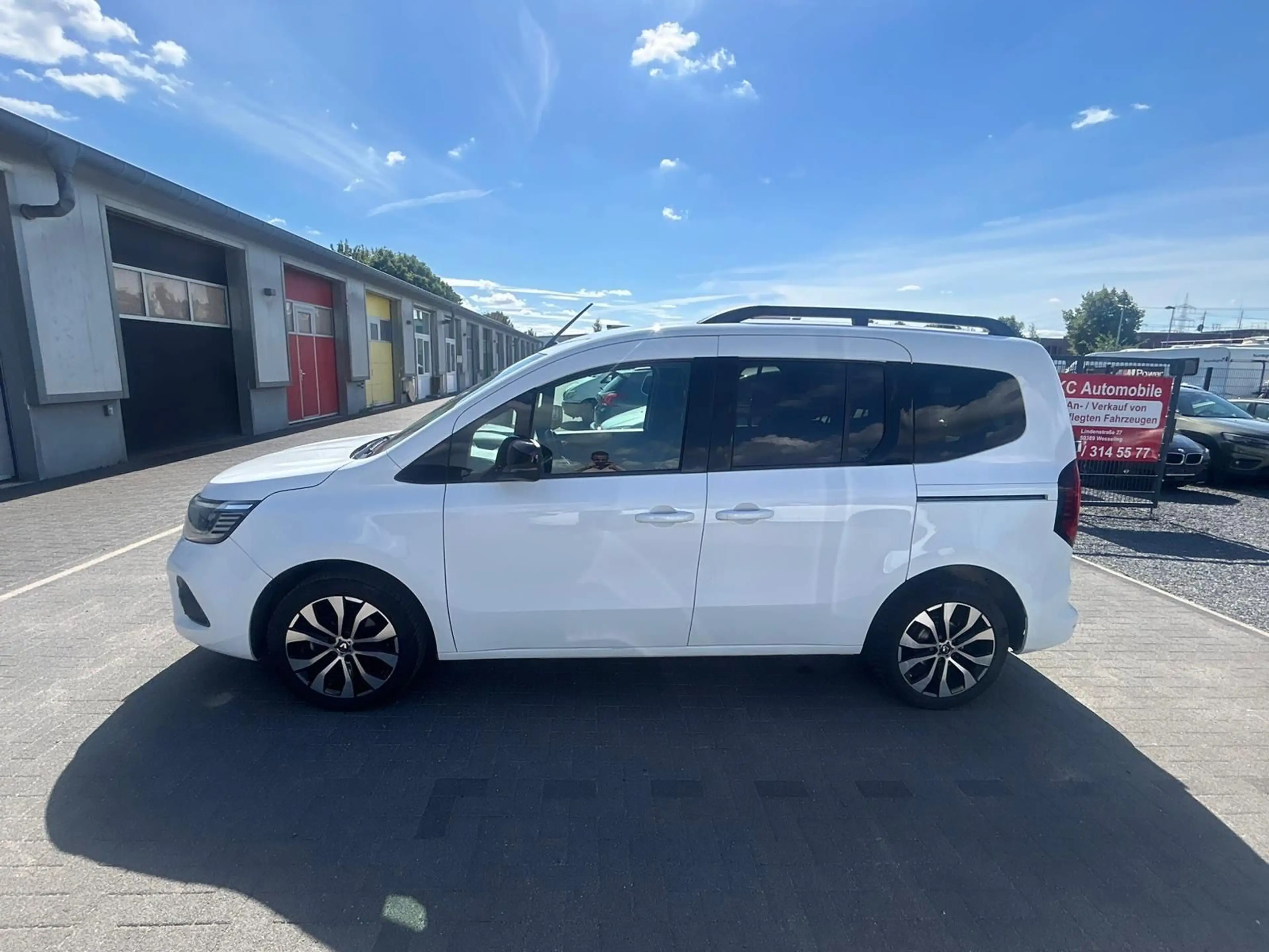 Renault Kangoo III Techno *5SITZER* — photo 8