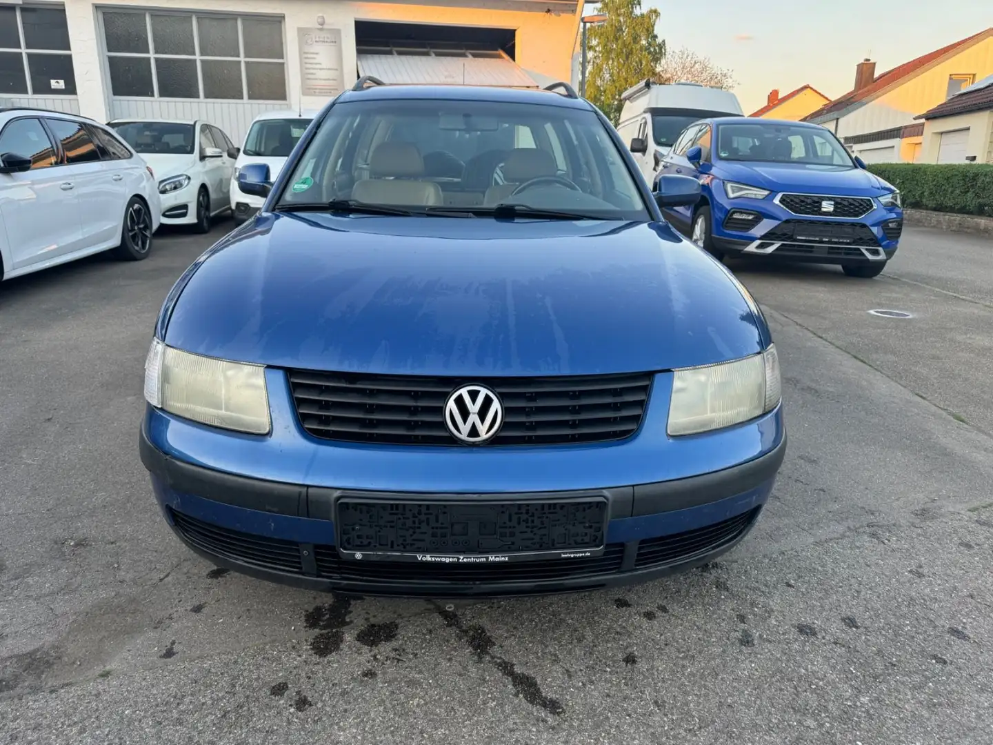 Volkswagen Passat |KLIMA|08.2025TÜV Albastru - 2