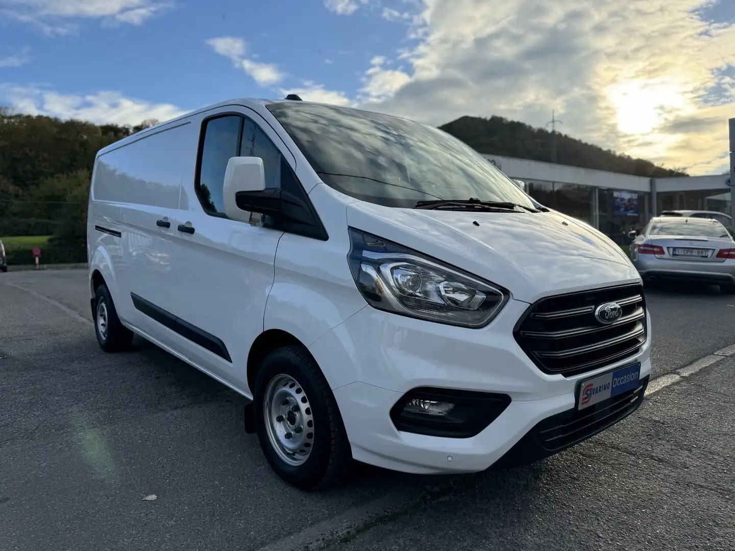 Ford Transit Custom 2.0 diesel 130ch Weiß - 1
