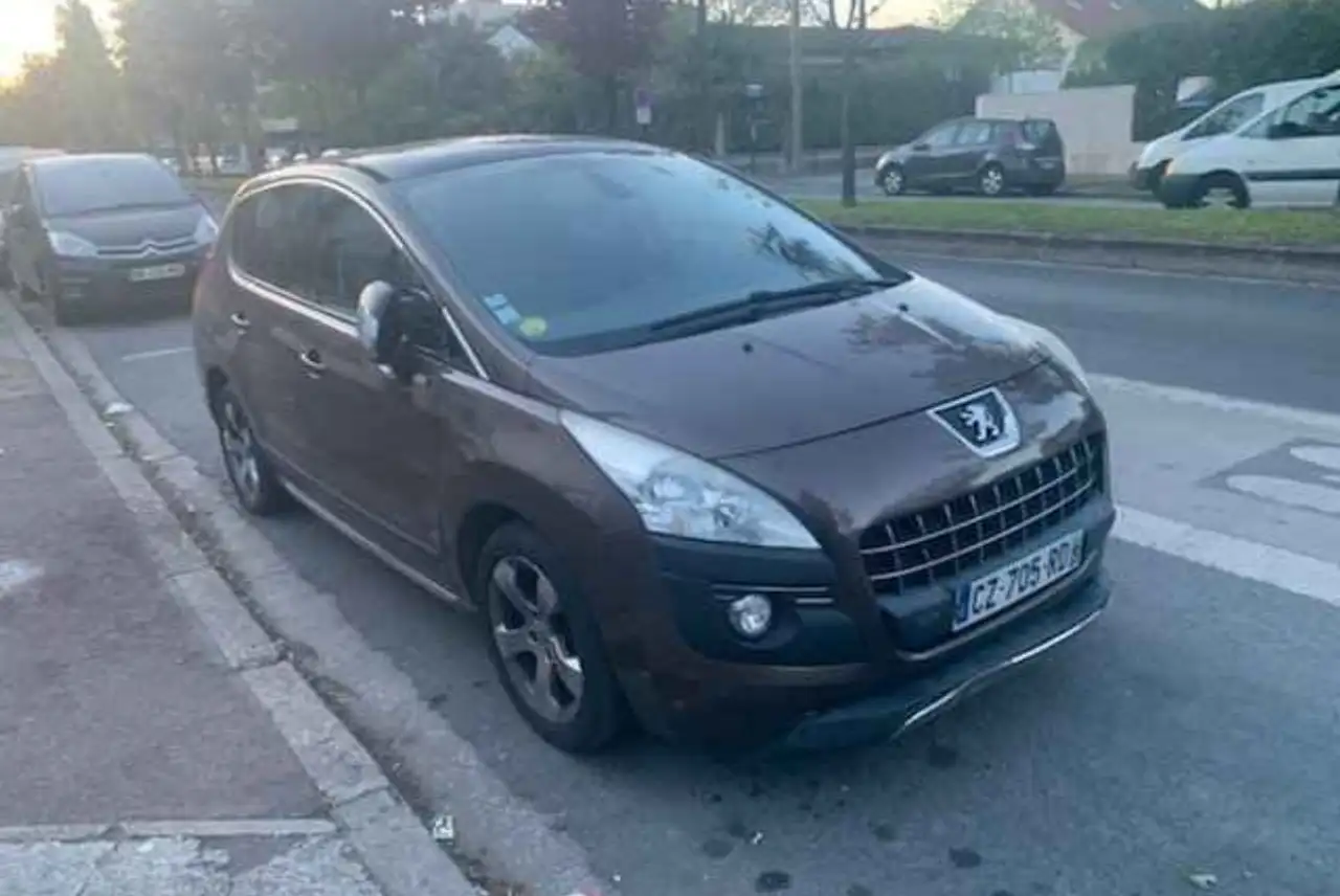 Peugeot 3008 1.6 THP 16V 150ch FÃ©line