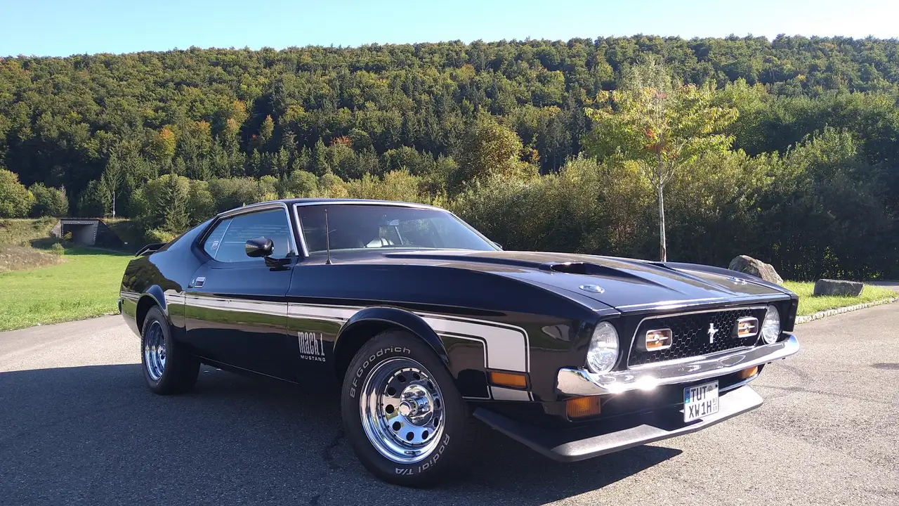 Ford Mustang Mach1 5,7 V8, foto 1