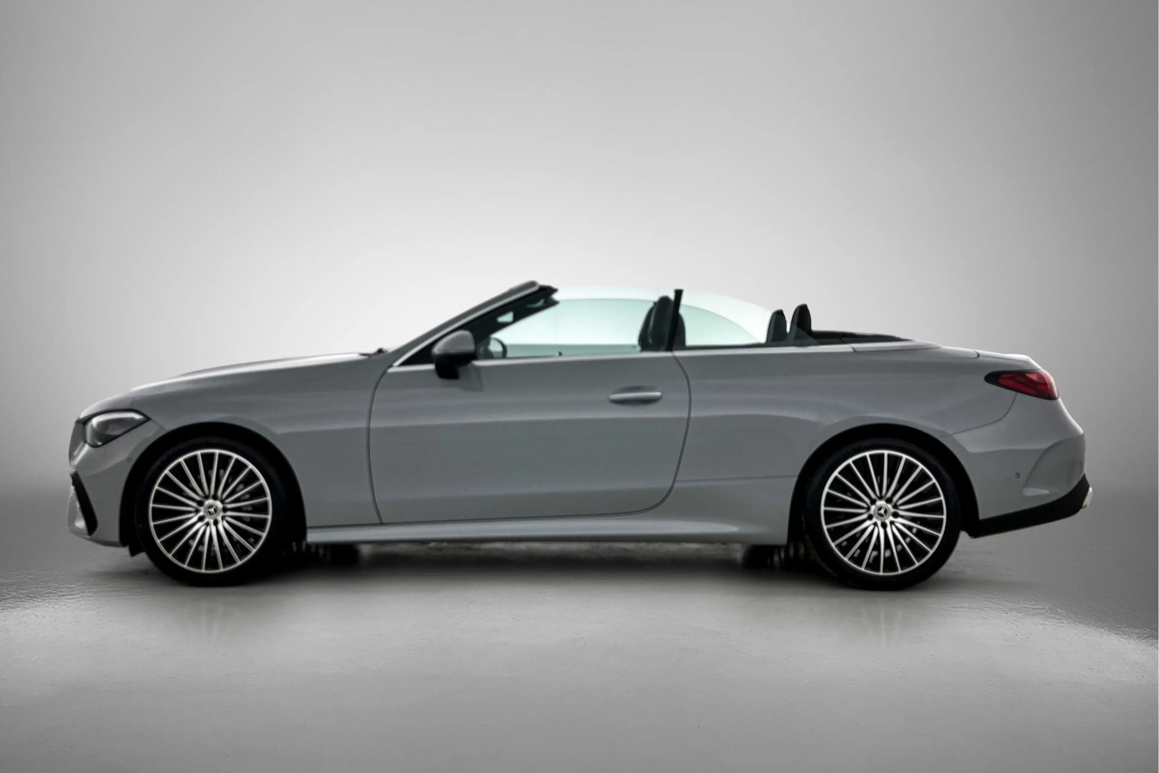 Mercedes-Benz CLE 180 Cabriolet AMG Line AMG Line | Ledkoplampen | Memor — photo 3