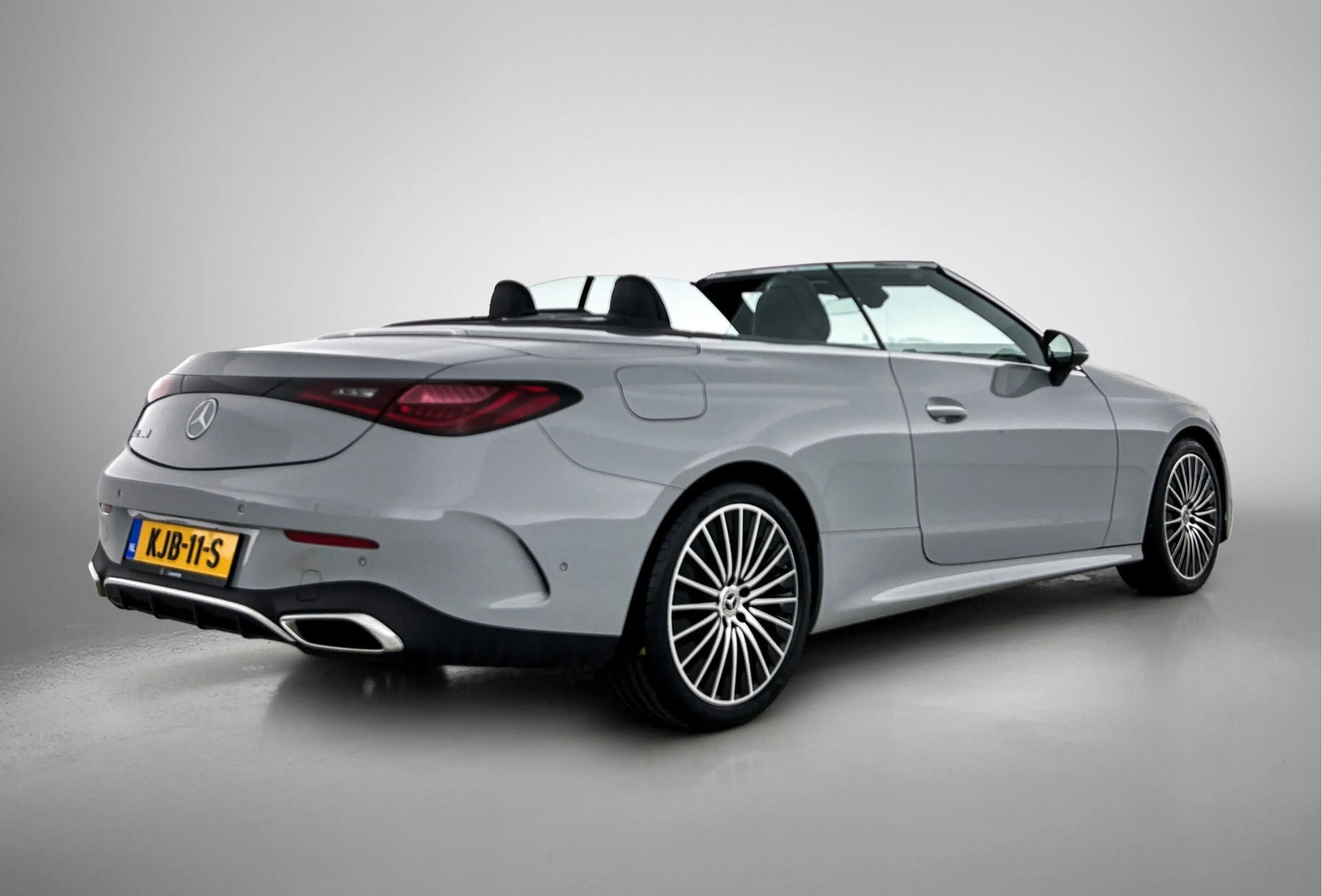 Mercedes-Benz CLE 180 Cabriolet AMG Line AMG Line | Ledkoplampen | Memor — photo 2