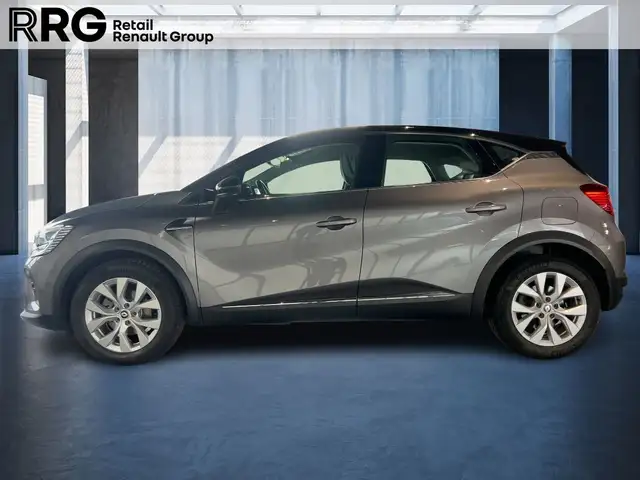Renault Captur view 2