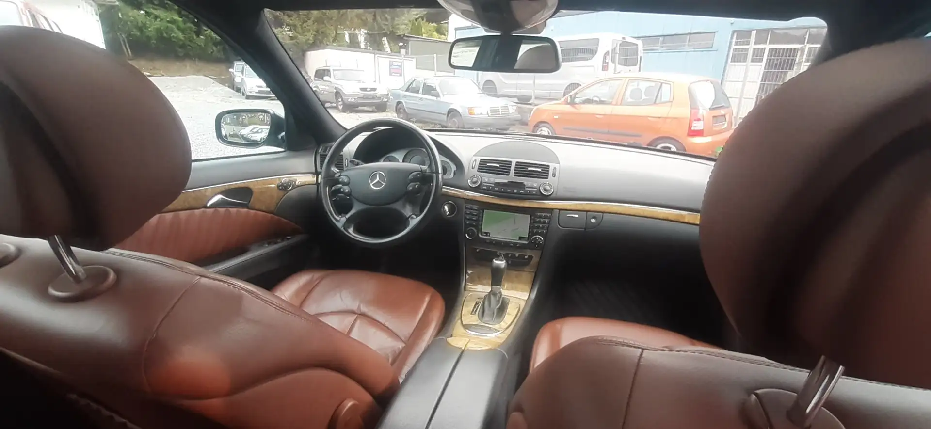 Mercedes-Benz E 280 E 280 T (211.254) AUTOMATIK - 2