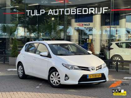 Toyota Auris 1.4D Aspiration 5drs bj 2014 Clima