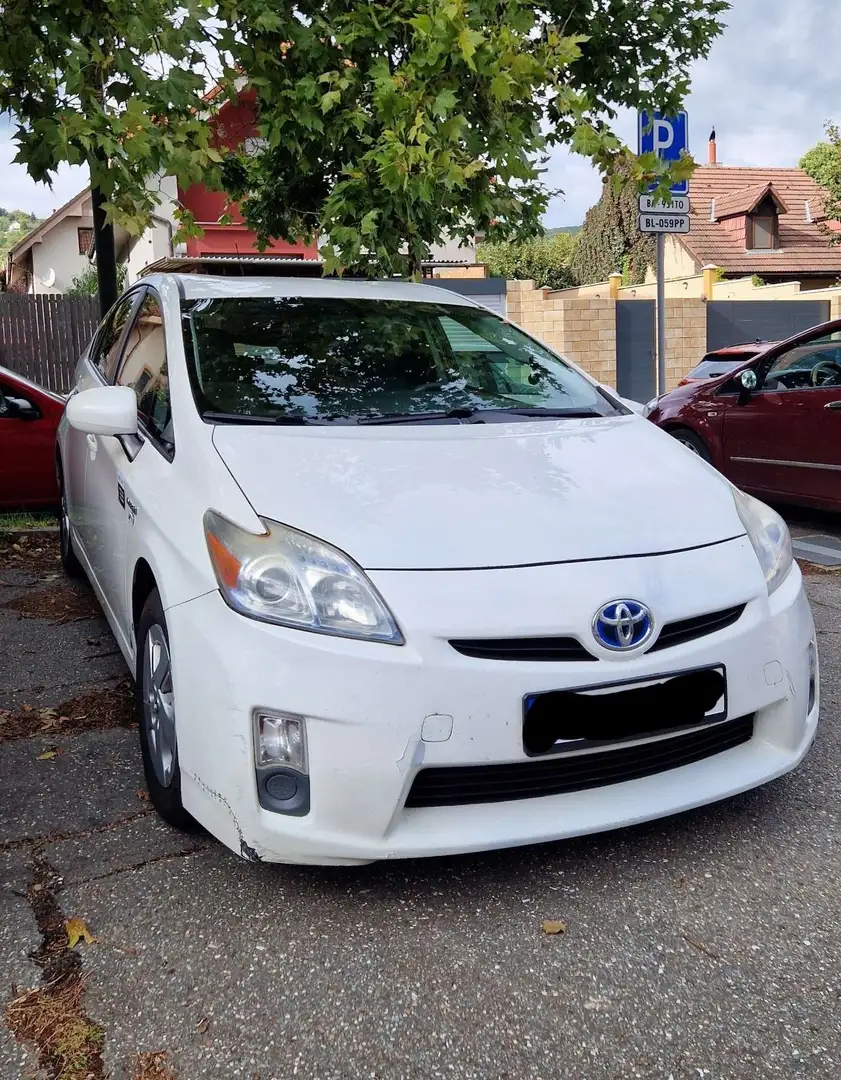 Toyota Prius (Hybrid) Prius - 2