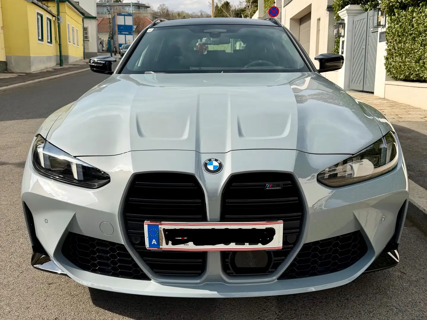 BMW M3 M3 Competition M xDrive Touring Aut. Grau - 1
